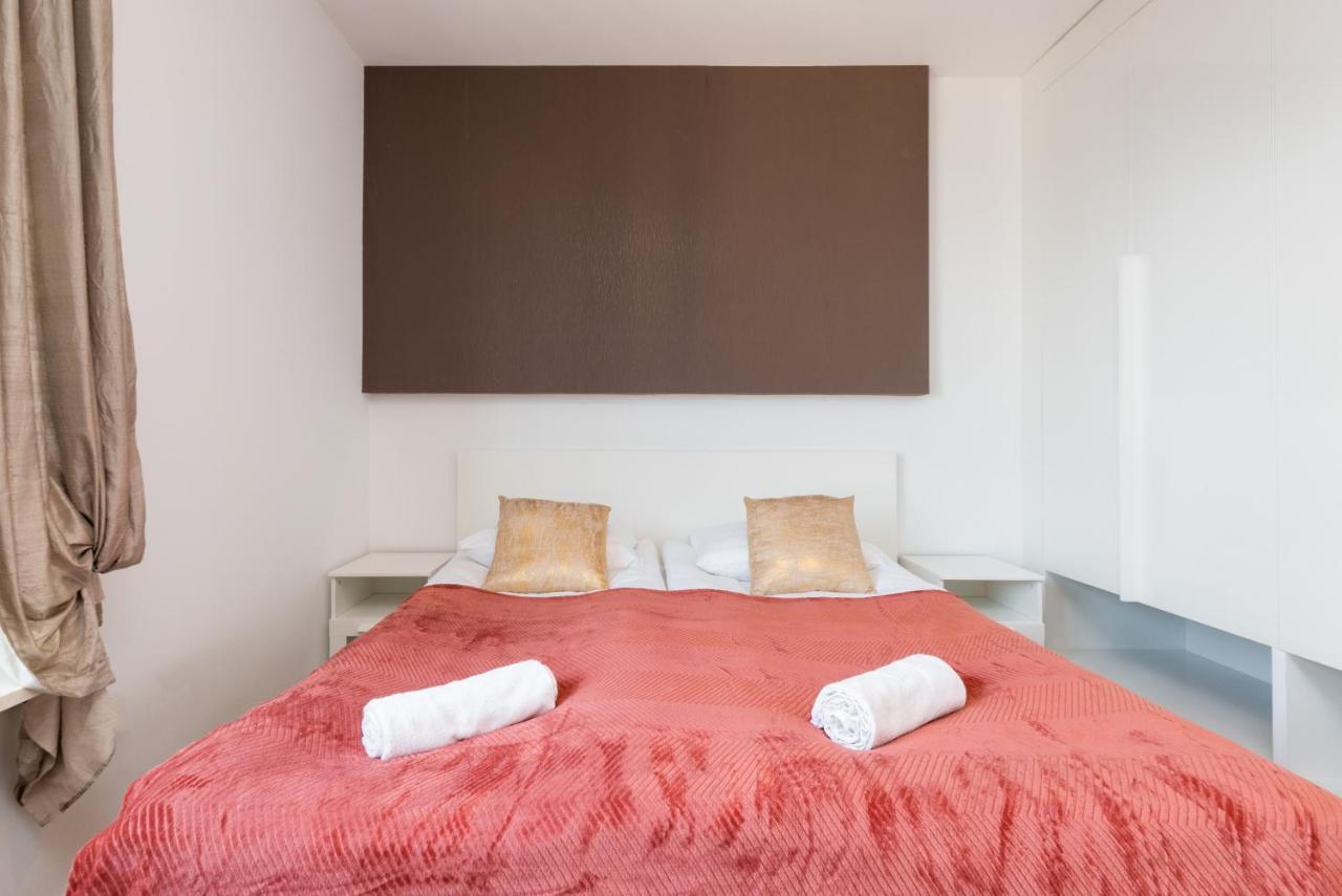 Atelier Residence Apartment By Noclegi Renters Варшава Екстериор снимка